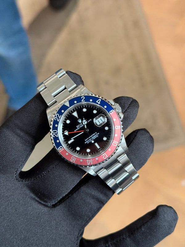 Rolex Watch Rolex GMT-Master II 16710 - Pepsi - Box & Papers - 1999