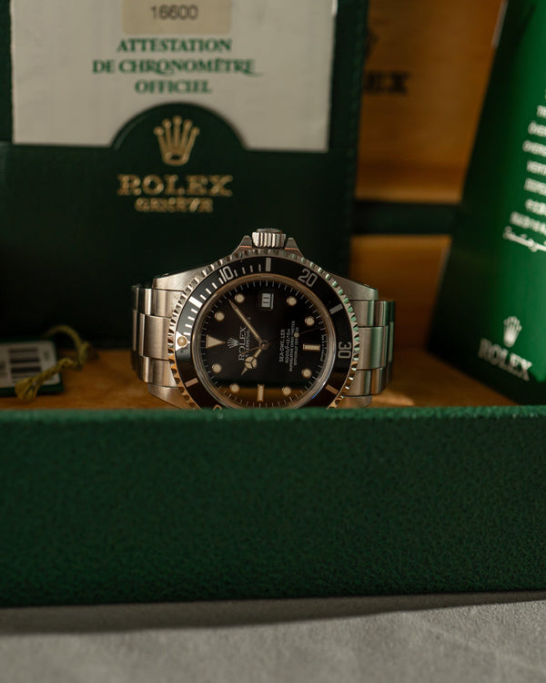 Rolex Sea-Dweller 16600 - Box & Papers (1997)