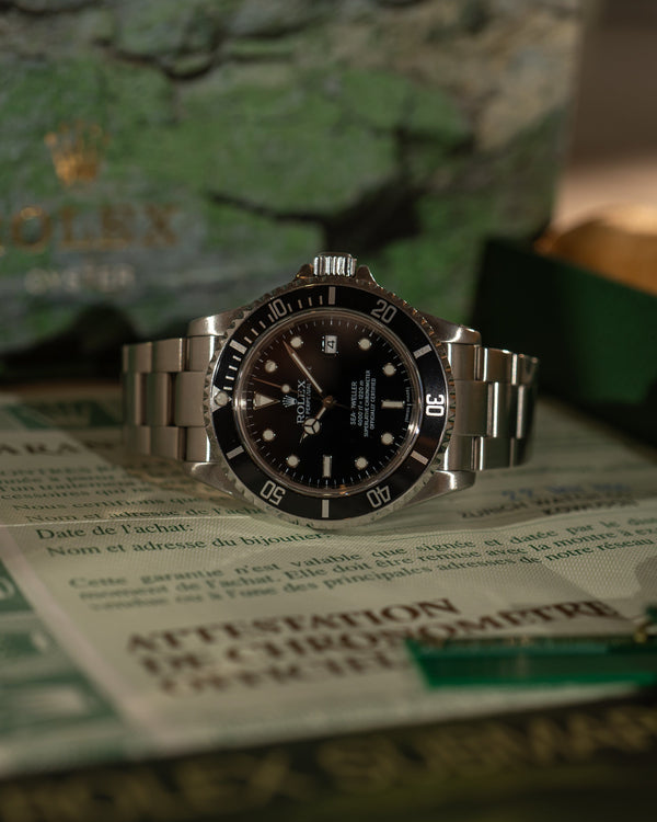 Rolex Sea-Dweller 16600 – Box & Papers (1999)