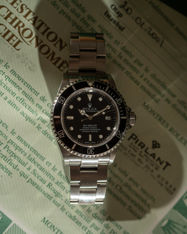 Rolex Sea-Dweller 16600 – Box & Papers (2001)