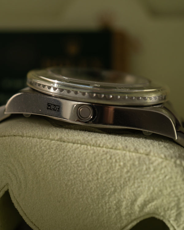 Rolex Sea-Dweller 16600 - New Old Stock - Full Set (M-Serial)