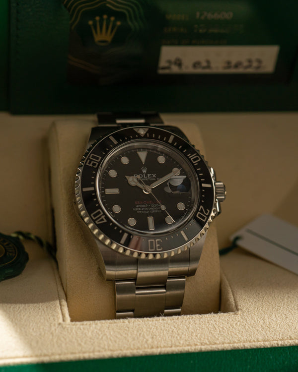 Rolex Sea-Dweller 43 126600 - Full Set (2022)