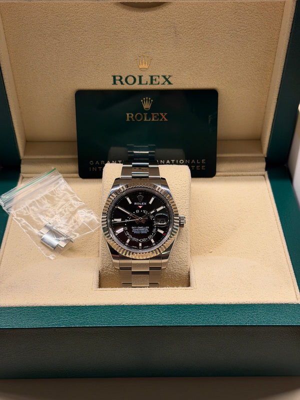Rolex Sky-Dweller 326934 - Black Dial - Full Set (2022)