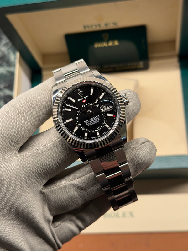 Rolex Sky-Dweller 326934 - Black Dial - Full Set (2022)