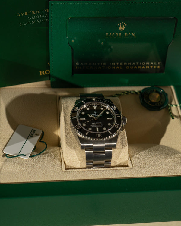 Rolex Submariner 124060 - Full Set (2021)