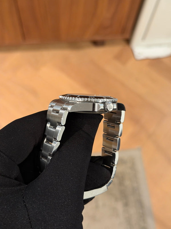 Rolex Watch Submariner 124060 - No Date - Full Set (2021)