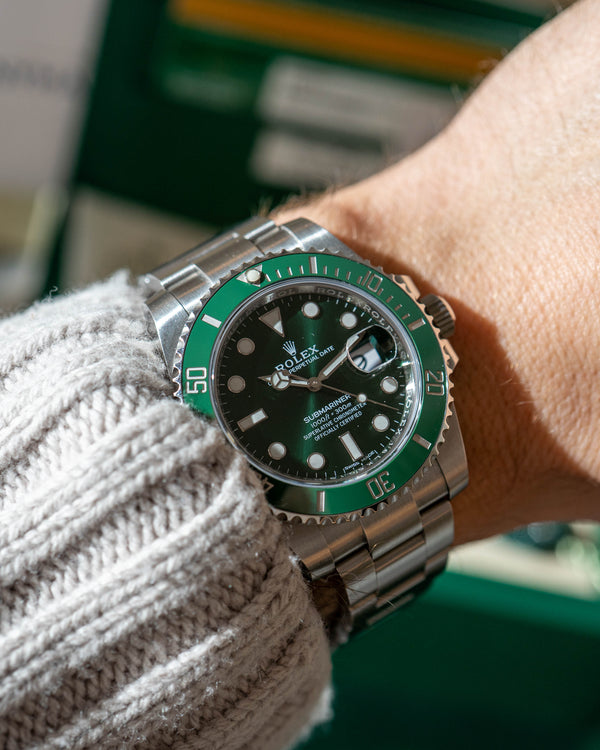 Rolex Submariner Date 116610LV - Hulk - Full Collectors Set RSC 2024 (2018)