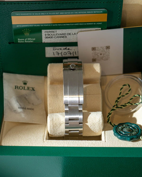 Rolex Submariner Date 116610LV - Hulk - Full Collectors Set RSC 2024 (2018)