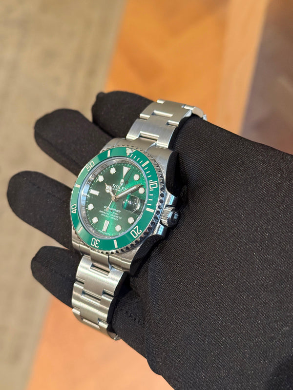 Rolex Watch Submariner Date 116610LV - Hulk - Full Set - 2019
