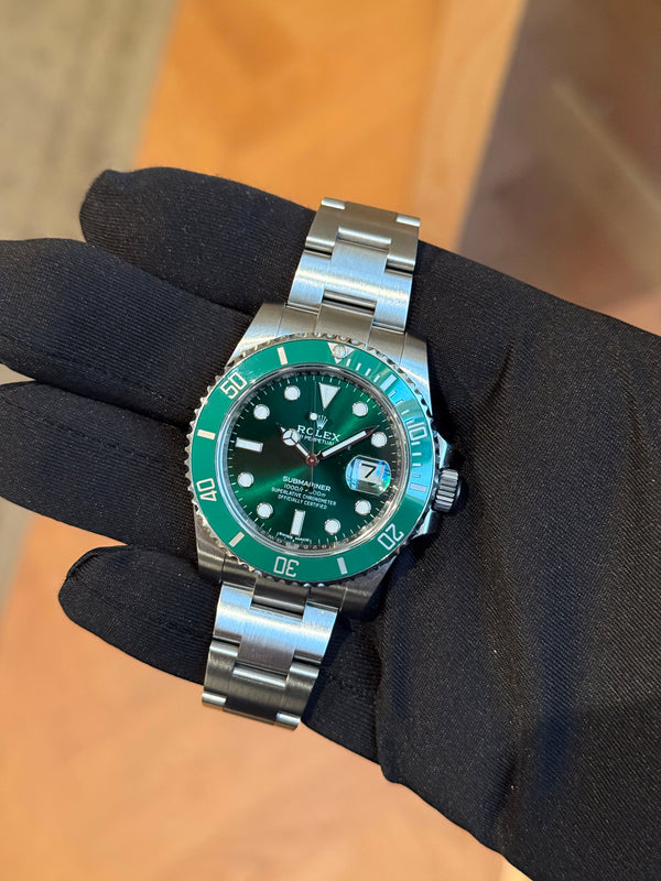 Rolex Watch Submariner Date 116610LV - Hulk - Full Set - 2019