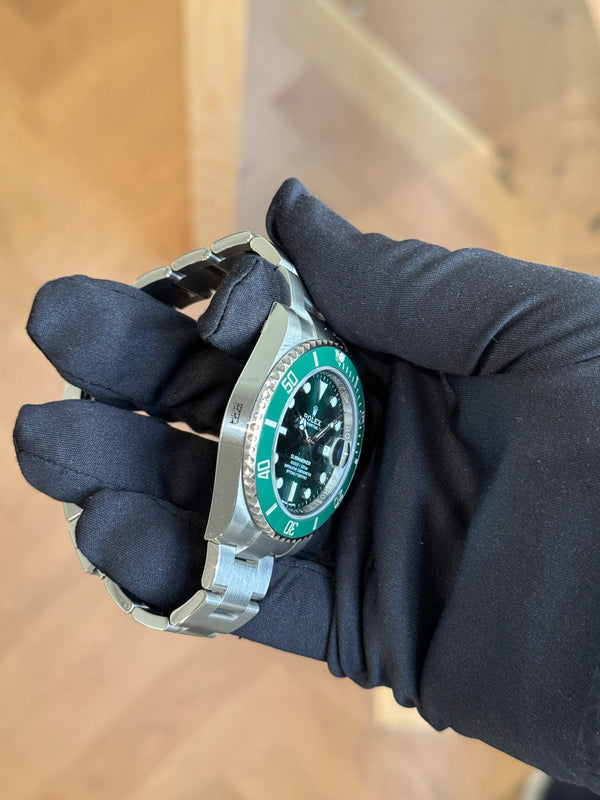 Rolex Watch Submariner Date 116610LV - Hulk - NOS Fullset minus tags - LC 170 - 2019