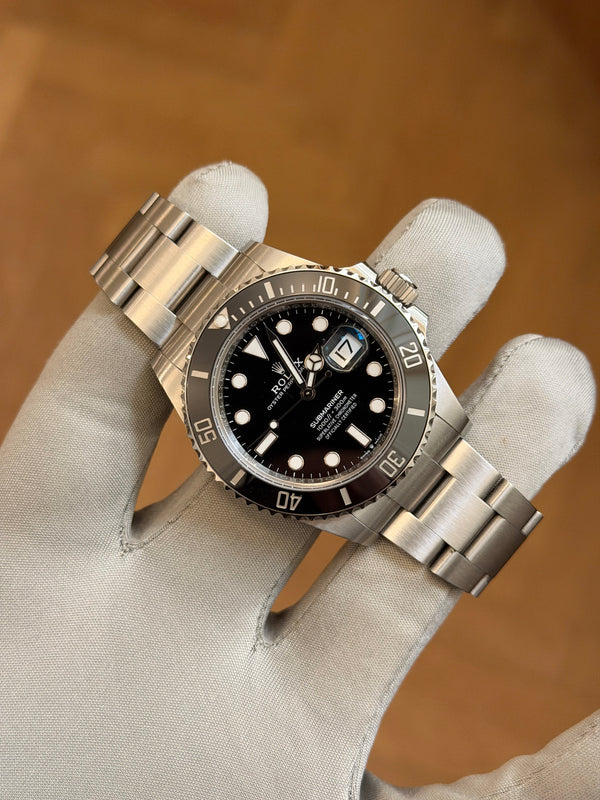 Rolex Submariner Date 126610LN - Black Ceramic - Full Set (2025)
