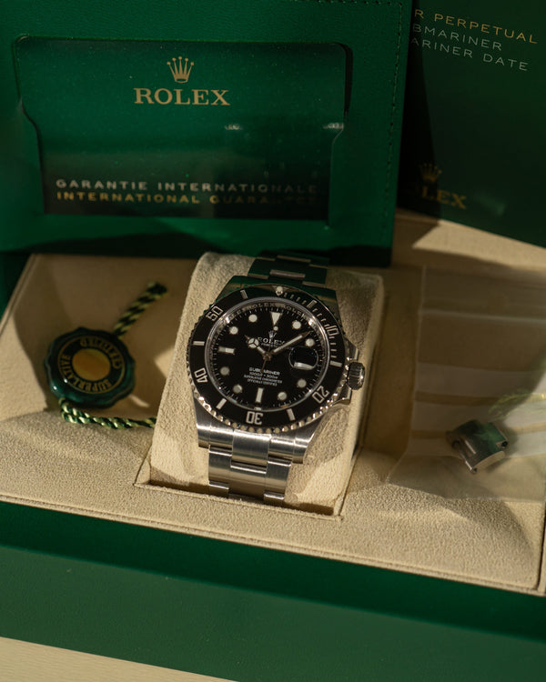 Rolex Submariner Date 126610LN - Full Set (2022)