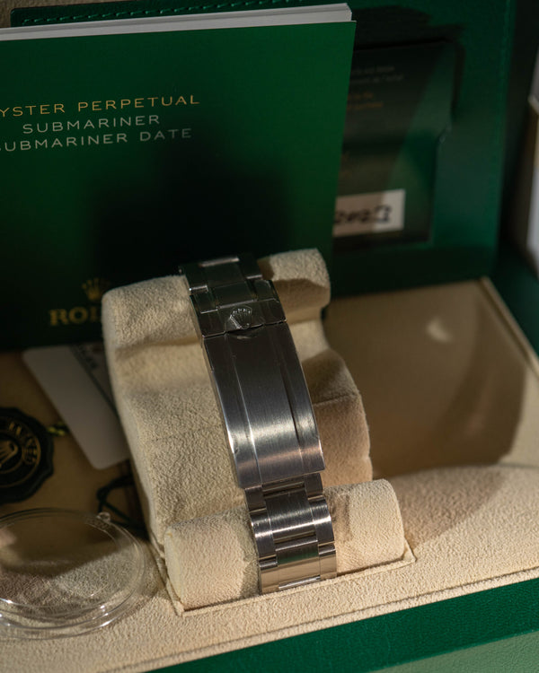 Rolex Submariner Date 126610LV - "Kermit" - Full Set (2023)