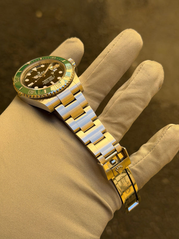 Rolex Watch Submariner Date 126610LV - Starbucks/Cermit - Full Set (2022)