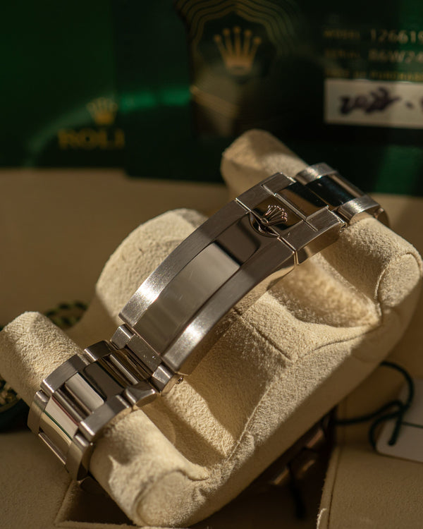 Rolex Submariner Date 126619LB - White Gold - Full Set (2022)