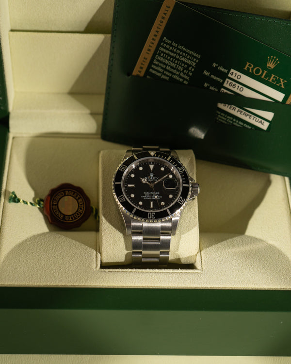 Rolex Submariner Date 16610 – Box & Papers (2010)