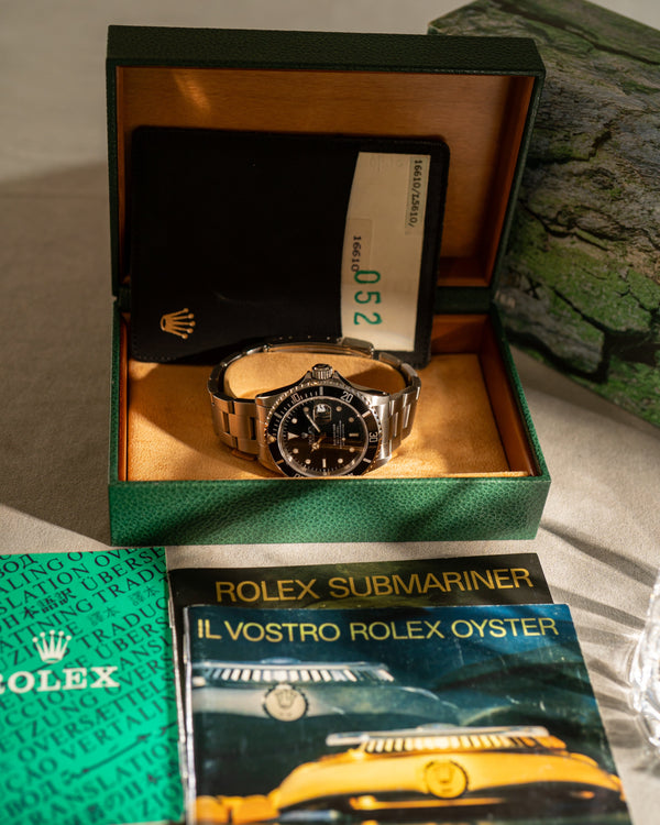 Rolex Submariner Date 16610 - Full Set (1990)