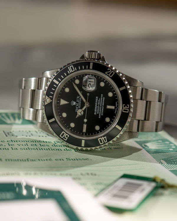 Rolex Submariner Date 16610 - With papers (2001)