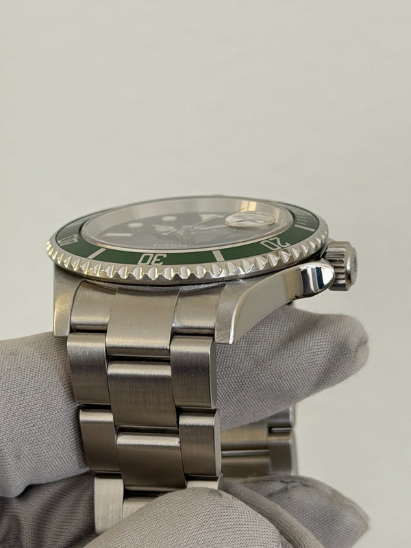Rolex Watch Submariner Date 16610LV - Kermit - LC410 - Full Set (2005)