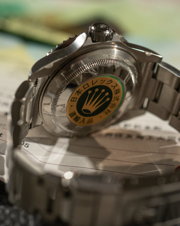 Rolex Submariner Date 16610LV “Kermit” –  With papers & Unworn (2005)