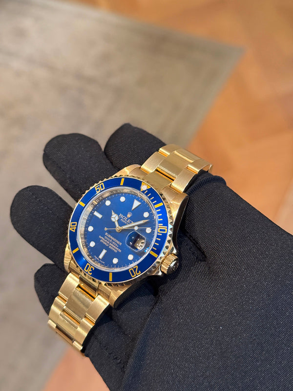Rolex Watch Submariner Date 16618 - Yellow Gold Blue Dial - NOS - unworn - 2007