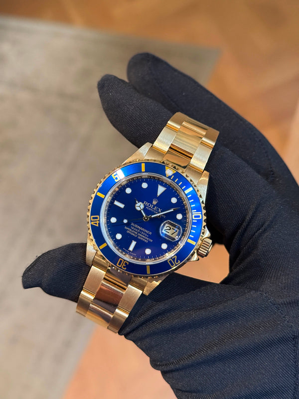 Rolex Watch Submariner Date 16618 - Yellow Gold Blue Dial - NOS - unworn - 2007