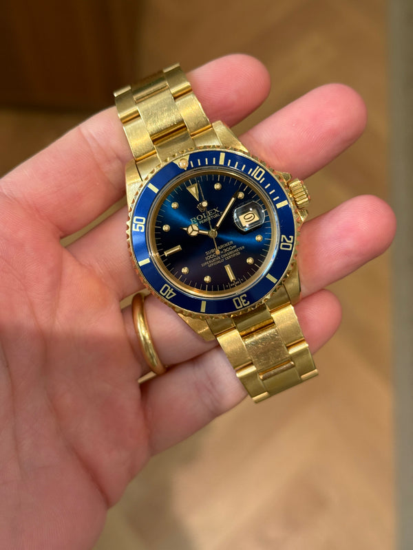 Rolex Watch Submariner Date 16808 - 18K Yellow Gold Blue Nipple Dial - Watch Only