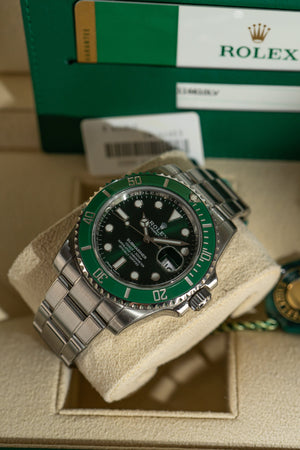 Rolex Submariner Hulk 116610LV - Box & Papers 2017