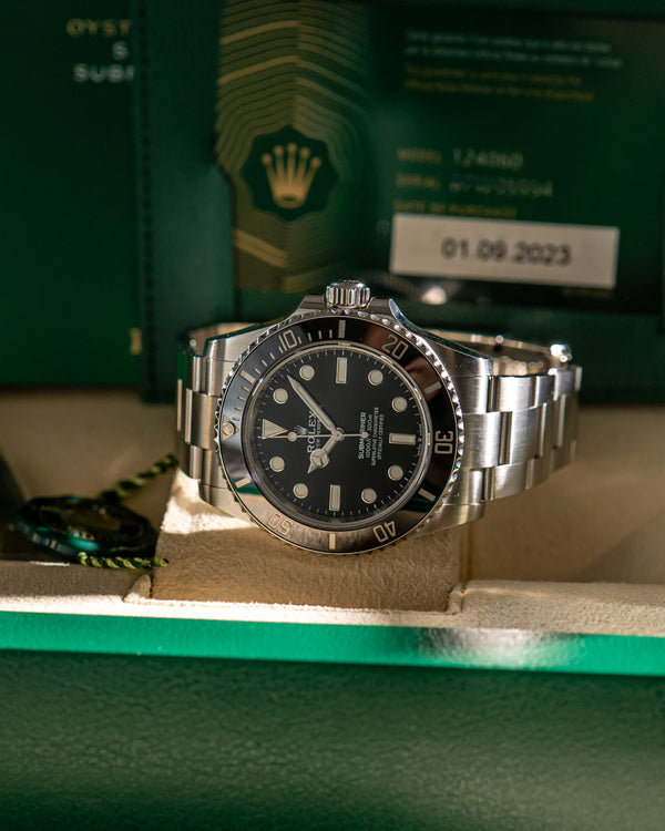 Rolex Watch Submariner No-Date 124060 - Black Cerachrom - Full Set - 2023