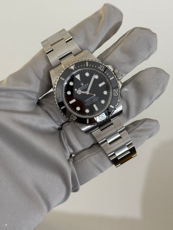 Rolex Watch Submariner No-Date 124060 - Black Cerachrom - Full Set - 2023