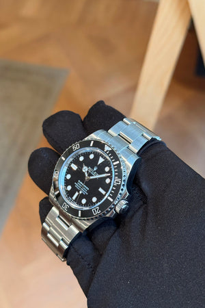 Rolex Watch Submariner No-Date 124060 - Black Dial - Full Set