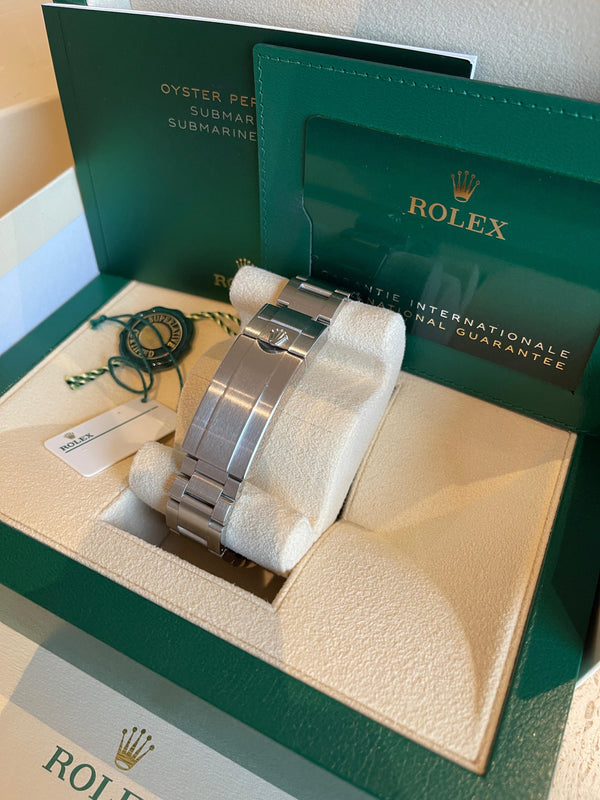 Rolex Submariner "No Date" 124060 - Full Set (2022)