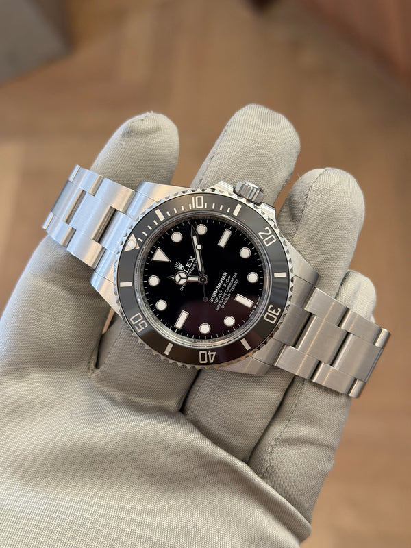 Rolex Submariner No Date 124060 - Unworn - Full Set (2026)