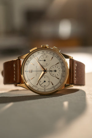 Universal Geneve Compax 124107 - 18k Rose Gold