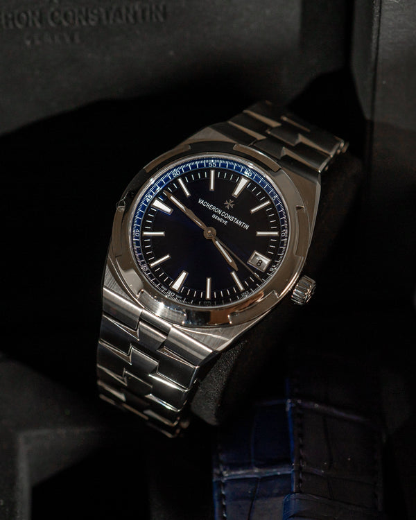 Vacheron Constantin Overseas 4500V - Blue Dial - Full Set (2021)